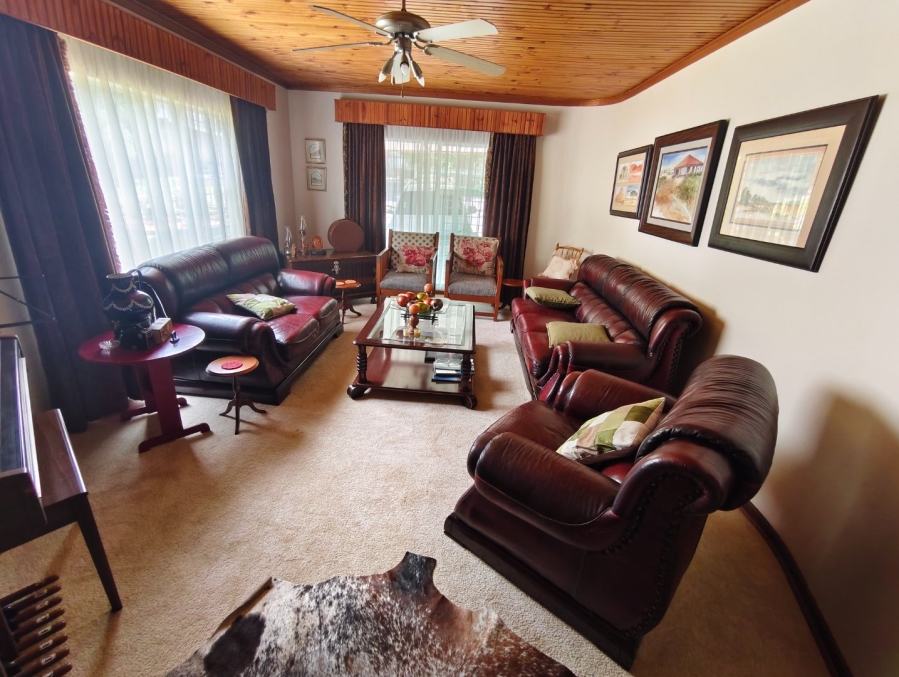 3 Bedroom Property for Sale in Pellissier Free State